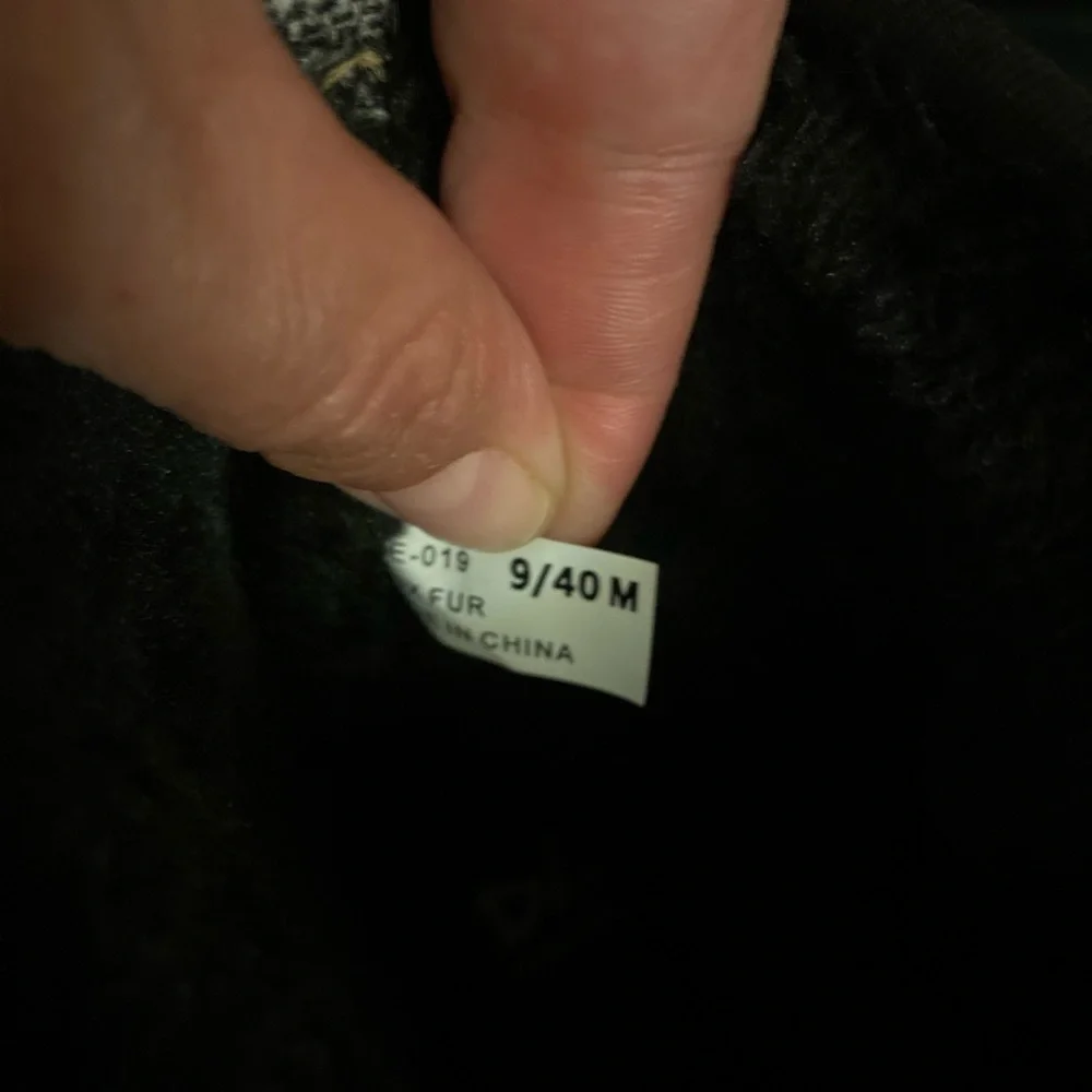 Black and Gray Patterned Women's Winter Boots - Picture 6 of 7